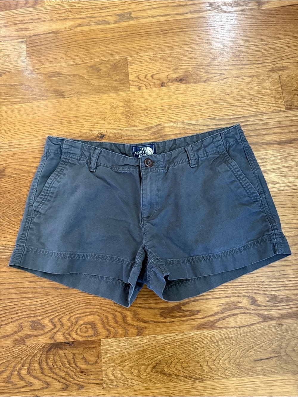 The North Face Gray Cotton Linen Blend Shorts Size 8 Casual Summer Outdoor